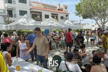 Lomo Magullo celebra el Día del Vecino en plena ola de calor/Francisco Javier Santana.